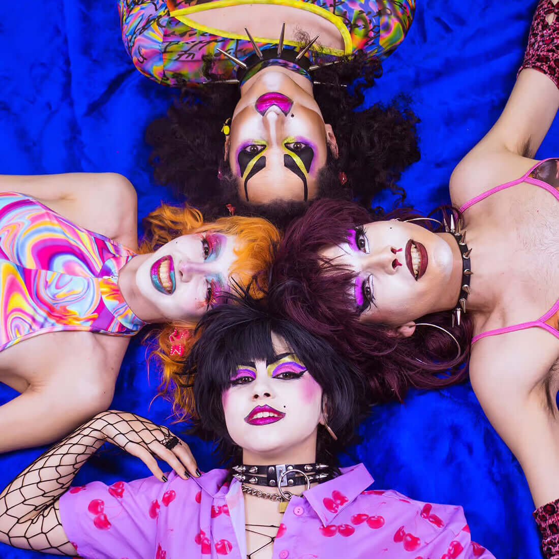 Translation missing: pt-PT.RUÏNOSA y las STRIPPERS DE RAHOLA - Plastic Books: RUÏNOSA e as STRIPPERS DE RAHOLA