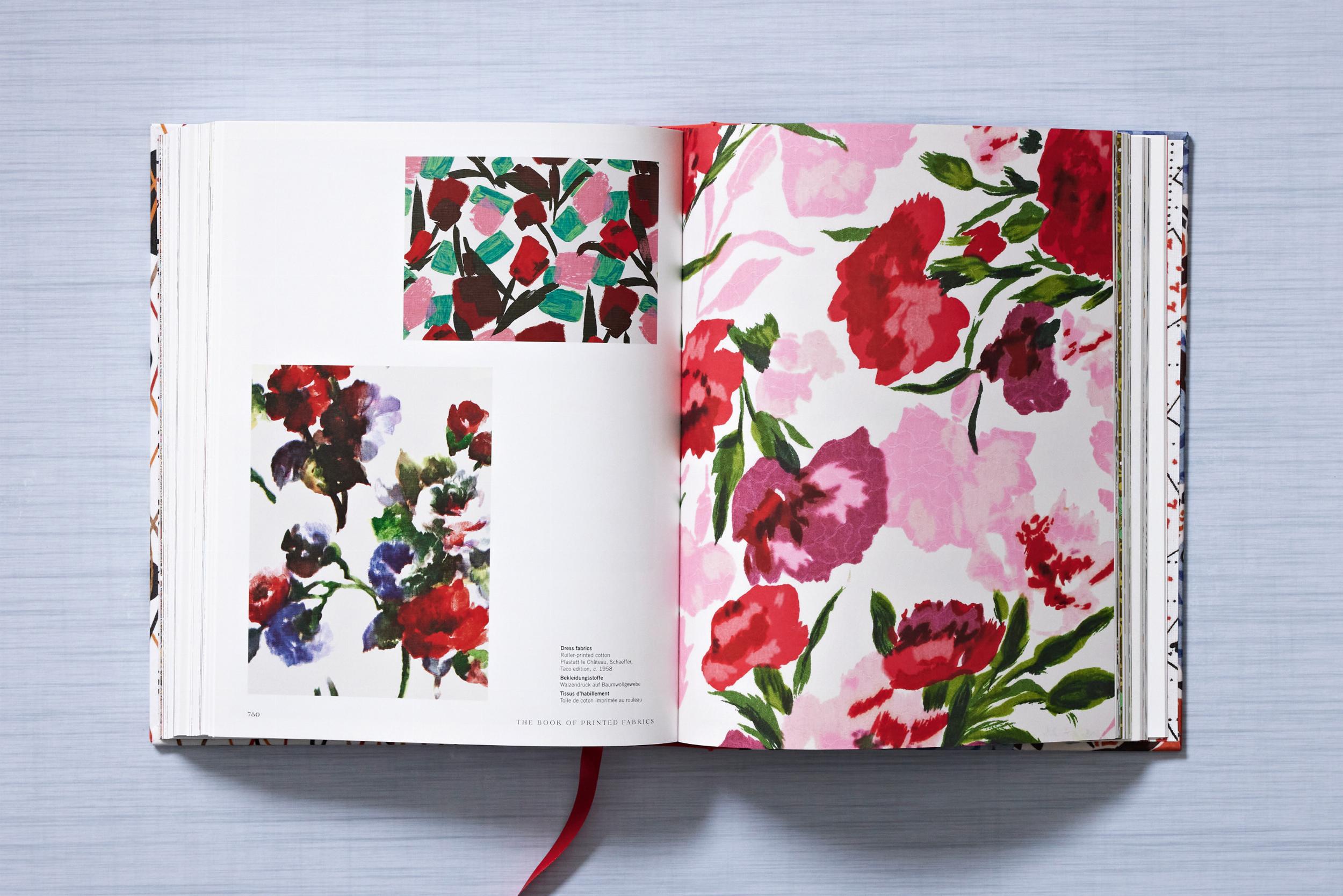 The Book of Printed Fabrics. from the 16th Century Until Today – Plastic Books